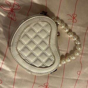 Pearl-Handle Quilted Heart Mini Bag - White